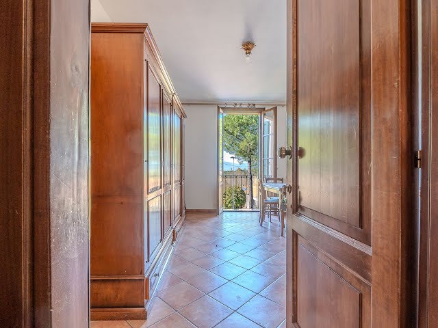 Appartamento con finestre sul verde