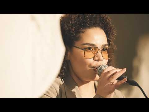Mads Langer - Hanging With You (live)
