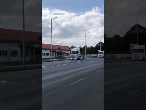 YouTube videó 8
