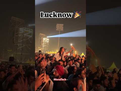 Log pagel ho gaye 🤩 #diljitdosanjh #diljitconcert #diljit #punjabisong #punjabi #song #fans