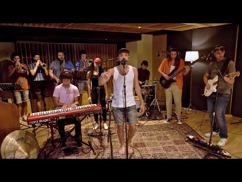 Vic Mirallas ft. Horny Section - Late Mejor (live session)
