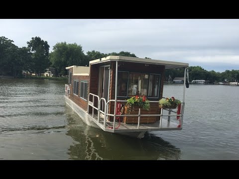 Charming Tiny Home Houseboat Tour
