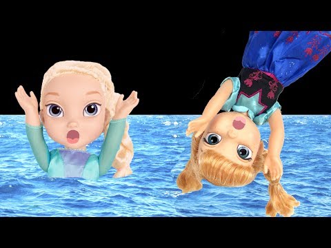 FROZEN Elsa & Anna Pool Party -  accident in Swimming Pool - Floaties Pool Fun