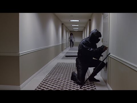 Revenge of the Ninja (1983) | Silver Demon Ninja infiltrates mobster's skyscraper