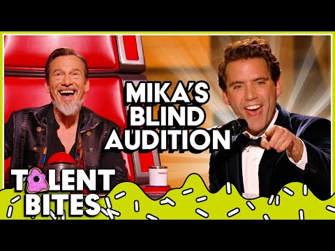 Coach MIKA gives the Blind Auditions a try | Bites [ENG SUBS]