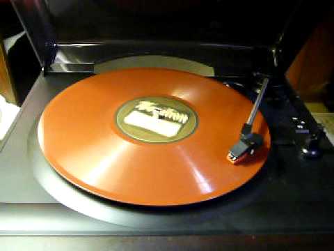 78s - Oh, Is She Dumb - Billy Jones