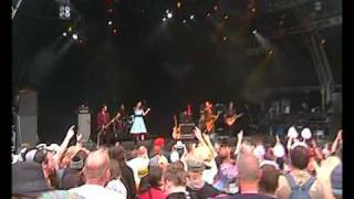 The Wonderstuff - Golden Green - Live at Beautiful Days 2009