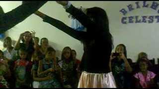 preview picture of video '(COREOGRAFIA) Amanda Ferrari-LAZARO  Missão de jesus gandu alto da bela vista'