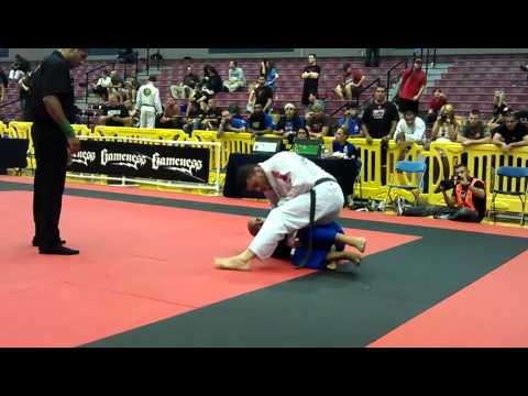 Renato Tavares vs. Ulpiano Malachias - IBJJF Dallas Open 2012
