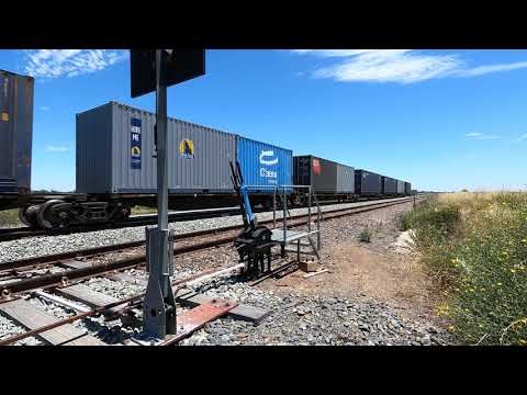 NR6 & NR106 at Yarrabandai NSW.  Wed 08th Dec 2021