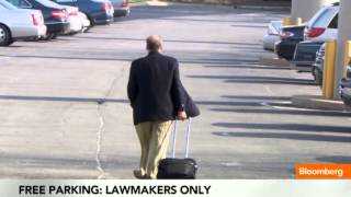Congress Gets Free Airport Parking: Enjoying the D.C. Perk