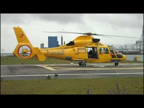 KNRM en zeekadetten bij NHV SAR helikopters