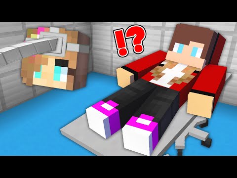 Who Shapeshift MAIZEN into GIRL? - Funny Story in Minecraft (JJ,Mikey,Cash and Nico)