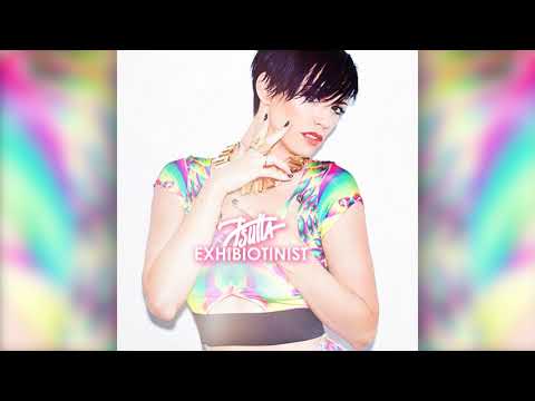 Jessica Sutta - Exhibiotionist