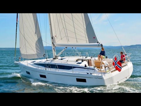 £162,000 Yacht Tour : Bavaria C42