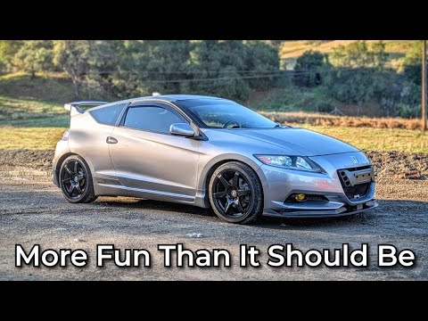 2011 Honda CR-Z Review - Is This Hybrid Manual Compact An Enthusiast Car?