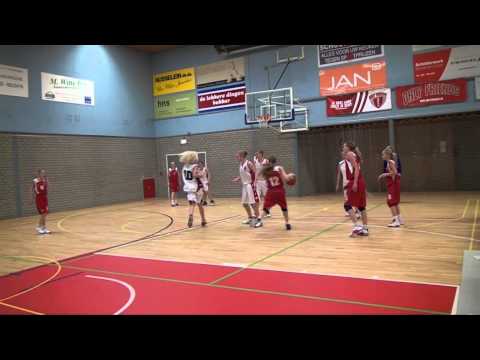 Mu14-1: Probuild Lions tegen Racing Beverwijk Mu16-1