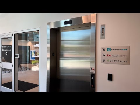 Wexford, PA | Schindler 321A Elevator | 1001 Village Run Rd