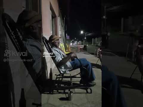 O Natal aqui em Demerval Lobão só presta com dois Papai Noel 🤶 🤶 #desiviilagelifetstyle #shorts