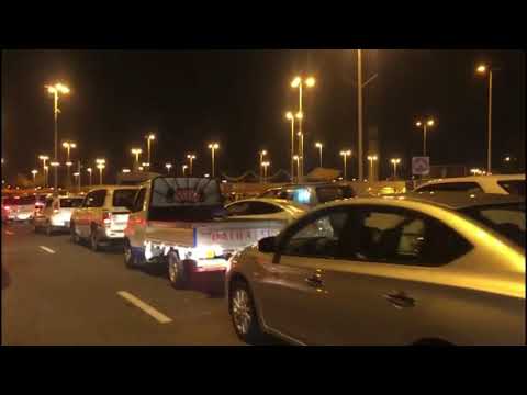 زحام لقاح كورونا يوم امس في مطار الملك عبدالعزيز