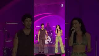 Reunion inaspettata tra Demi Lovato e Joe Jonas: cantano insieme &quot;This Is Me&quot;