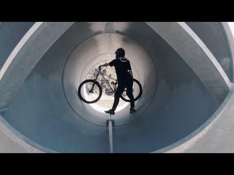 RAAW MADONNA V2.2  BUILD AND RIDE - NBD FOR NADINE ROBERTS