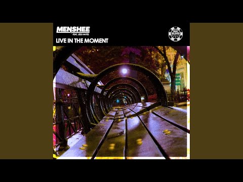 Live in the Moment (Extended Mix)