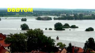 preview picture of video 'Schwenk über das gesamte Hochwasser Gebiet Tangermünde'