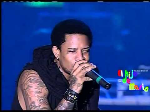 Vakero LLORANDO por Martha heredia en la Fiesta de Telemicro en el Estadio Olimpico