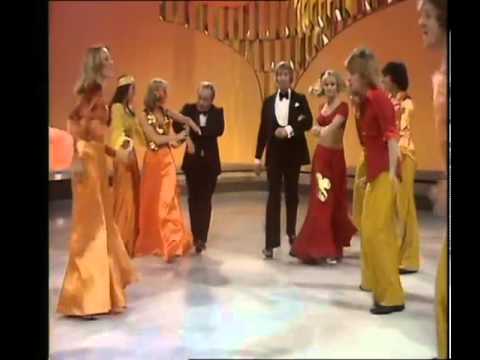 Olivia Newton-John - I Believe in Music (with Les Dawson)