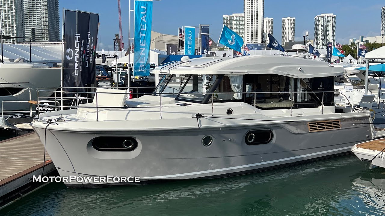 Beneteau Swift Trawler 41 Sedan 2023 Yacht Walkaround