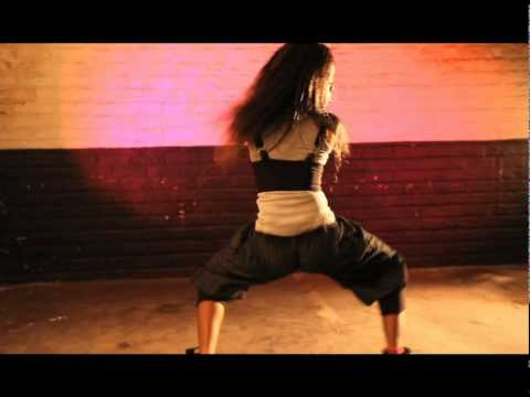 Mr Cee ft. Mindgames - In The House(Original).mpg