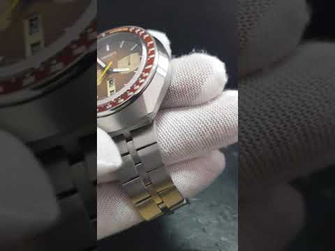 SOLD.. Vintage Sept 1976 Seiko Bullhead Chronograph 6138-0040