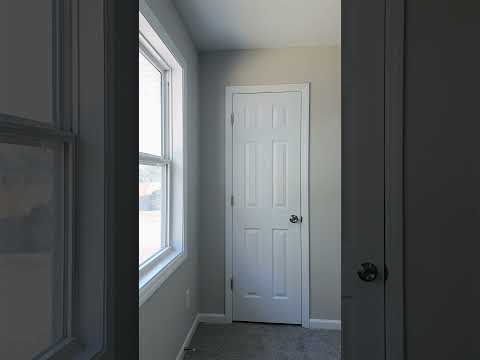 2 Bedroom 2.5 Bath Townhouse property video