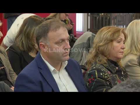 Tekstet mësimore: Të rishkruhen shqipja e matematika - 12.04.2023 - Lajmet