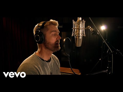 Brett Young - Here Tonight (The Acoustic Sessions) ft. Charles Kelley