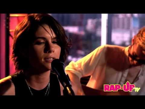 Leah LaBelle Covers 'Get Lucky' for Rap-Up Sessions