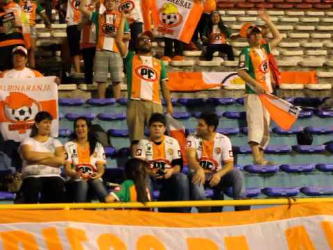 "Hinchada de Cobresal en Paraguay" Barra: La Barra de Cobresal • Club: Cobresal