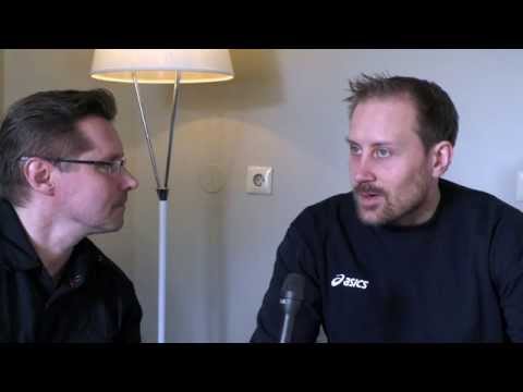 Päävalmentaja Heikki Luukkonen U19-maajoukkueen majapaikassa