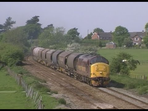 37688 Ashley 6F67 1230 Briggs Sdgs - Warrington Arpley 24 May 2001