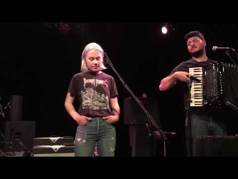 Conor Oberst and Phoebe Bridgers - Lua