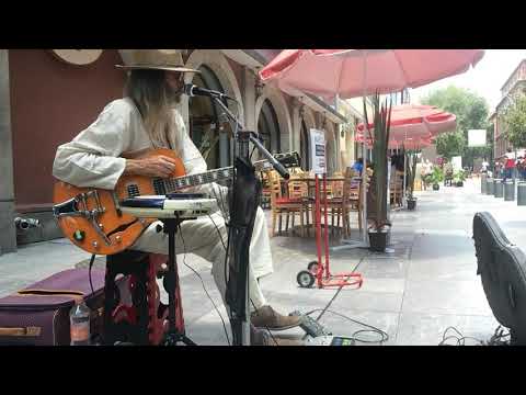 Busking the Blues in Mexico City (I got stopped 4 times!)