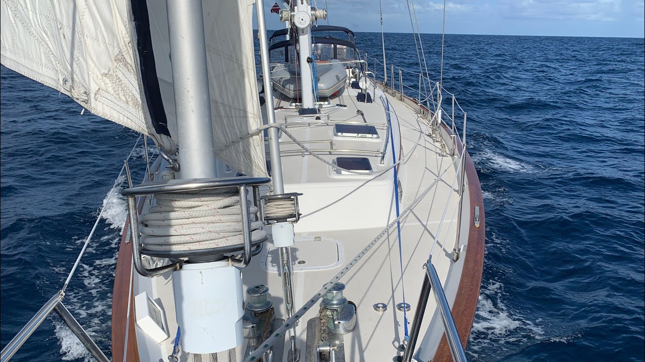 S/V Quetzal - Sailing South Around Cape Hatteras