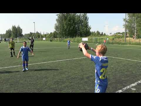 Gnistan P10/Keltainen 1 - F C Honka/Musta