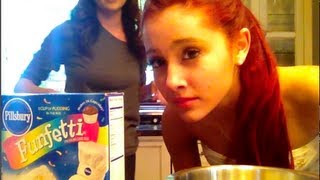 Ariana Grande and I make a cake!