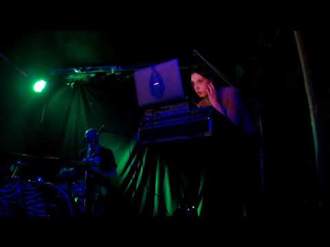Hate Moss - Like Me - Live @ Old Blue Last, London 30/01/2020 (5 of 5)