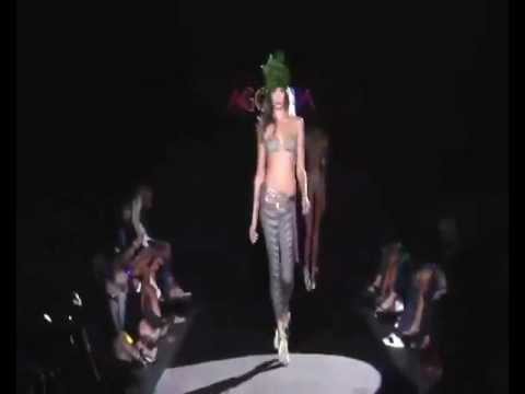 Sequin Top Triangolo