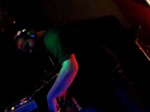 Nove Bar Piracicaba - TOP DJ & Producer Junior Torquatto - 07/10/2011