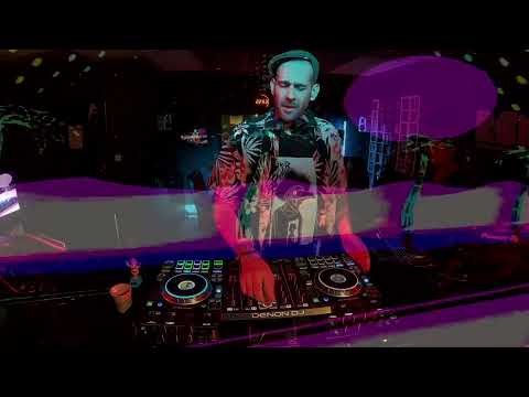 The Golden Radio Show : Dirty Fingerz