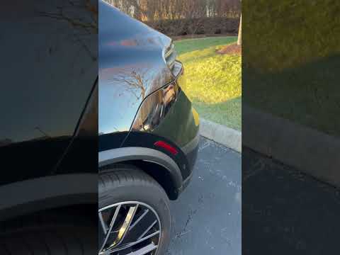 2025 Porsche Macan Electric - Black